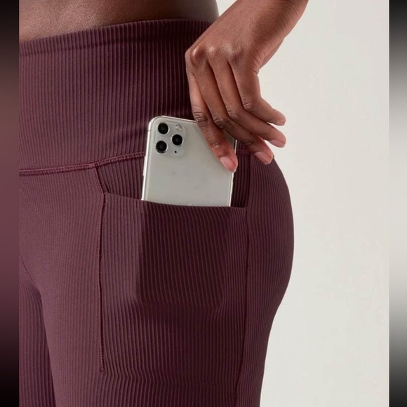 Athleta Salutation Stash Ribbed Flare Athleisure Yoga Dance Pants Pockets XS NWT - Picture 2 of 7